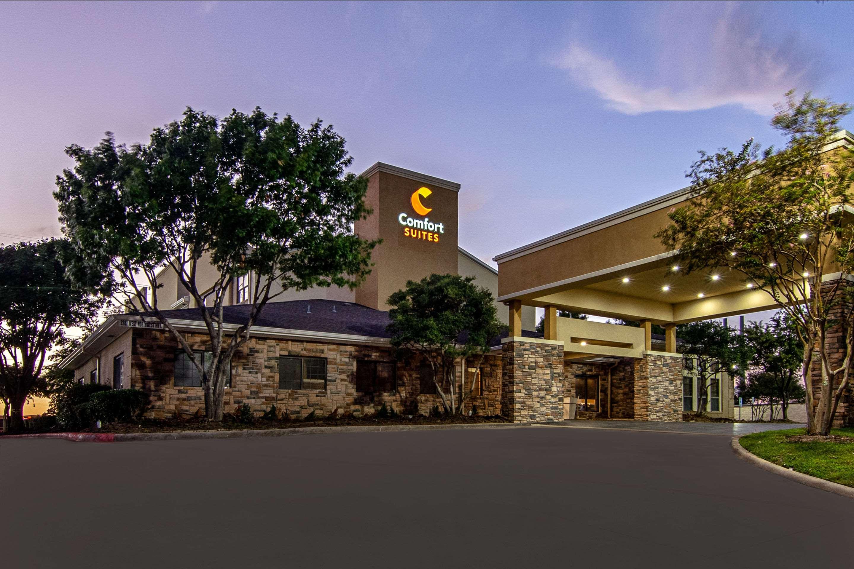 舒适套房酒店 达拉斯 外观 照片